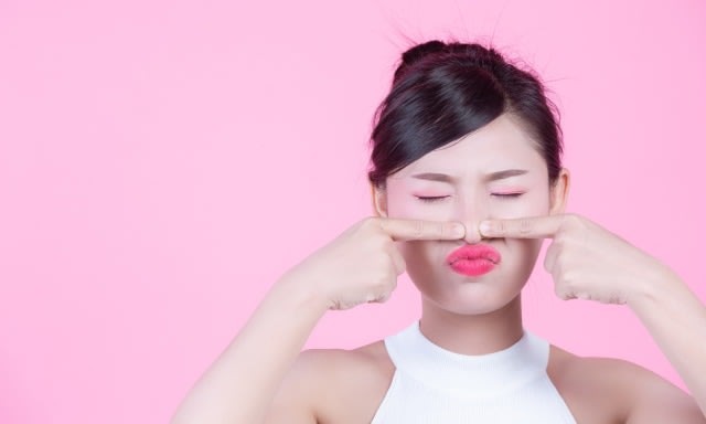 Ilustrasi kemunculan komedo di hidung. Foto: Pixabay