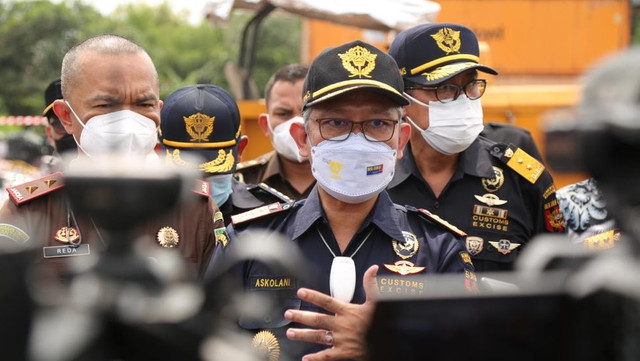 Dirjen Bea Cukai Askolani (tengah). Foto: Ditjen Bea Cukai