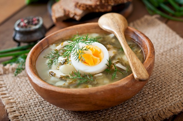 Ilustrasi Soto Ayam Bening. Foto: Freepik