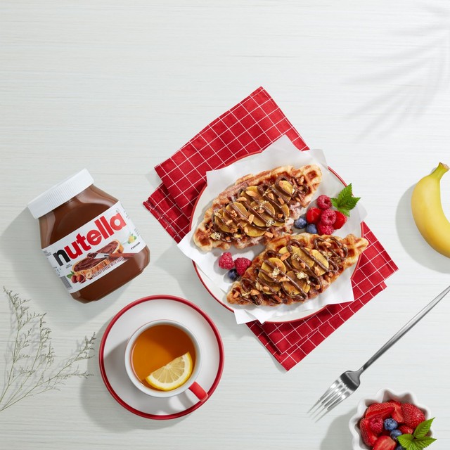 Nutella x GoFood hadirkan menu croffle aneka toppping di Bakerzin Foto: Azalia Amadea/Kumparan