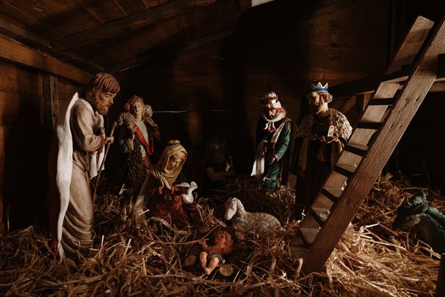 Makna Natal, Foto: Unsplash/Al Elmes 