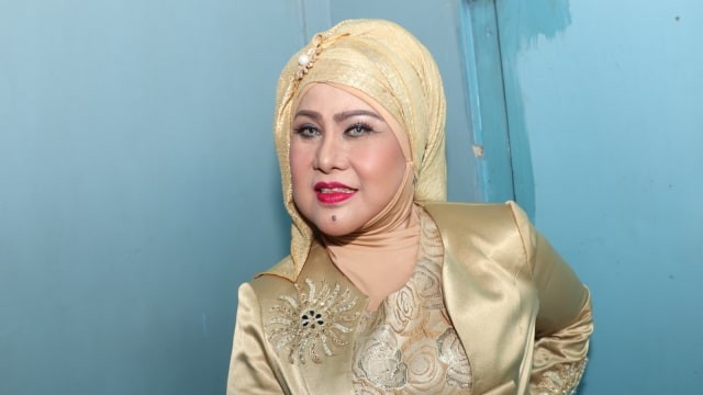 Pedangdut Elvy Sukaesih. Foto: kumparan/Munady Widjaja