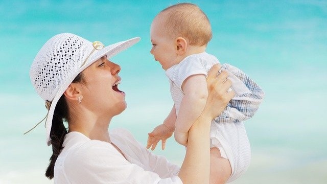 Ilustrasi seorang Ibu. Foto: Pixabay.