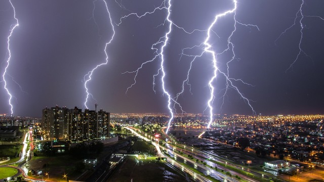 Ilustrasi petir. Foto: Pexels