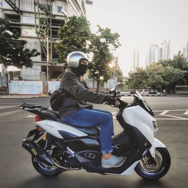 Modifikasi Yamaha Nmax 2020 'Snowy' milik Jeliano. Foto: Instagram/@snowymax_
