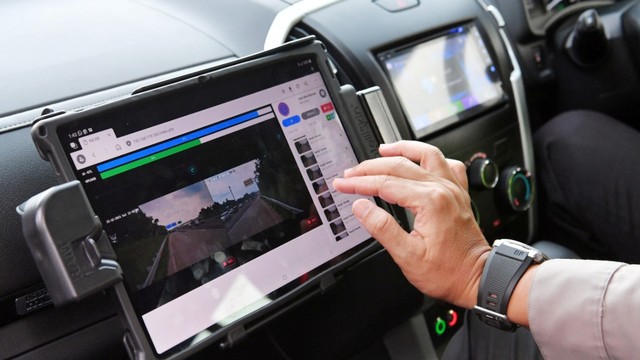 Korlantas Polri menerapkan Electronic Traffic Law Enforcement (ETLE) Mobile dalam pengamanan libur Natal dan Tahun Baru (Nataru). Foto: Korlantas Polri