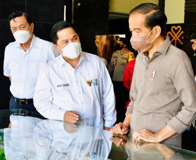 Menteri BUMN Erick Thohir saat mendampingi Presiden Jokowi saat acara Ground Breaking pembangunan Rumah Sakit Internasional di Sanur - Fotografer : Laily Rachef/Biro Pers Sekretariat Presiden