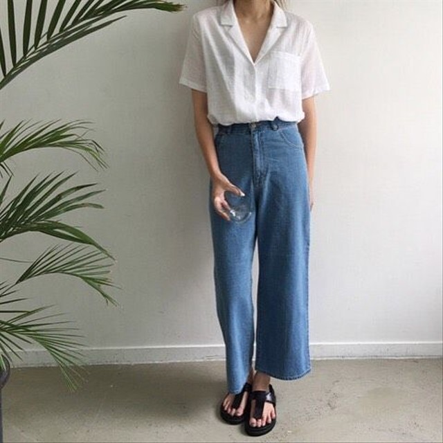 Ilustrasi Celana Kulot Jeans Cocok dengan Baju Apa?. Sumber: Pinterest.
