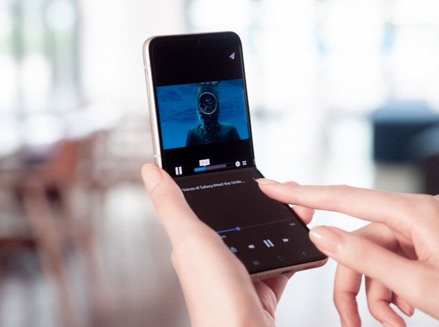 Ilustrasi cara mengunci aplikasi di HP Samsung. Foto: Samsung