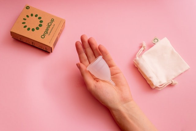 Ilustrasi Cara Pakai Menstrual Cup. Foto: Unsplash