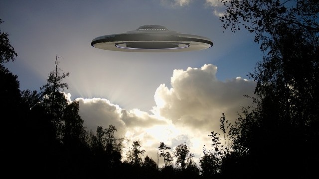 Ilustrasi UFO. Foto: pixabay.com.