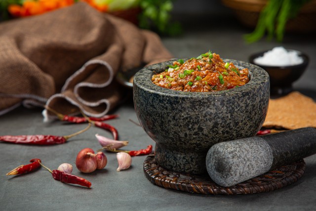 Ilustrasi Sambal Bajak. Foto: Freepik