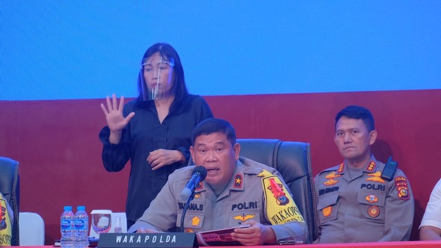 WAKAPOLDA Riau, Brigjen Pol Tabana Bangun. 