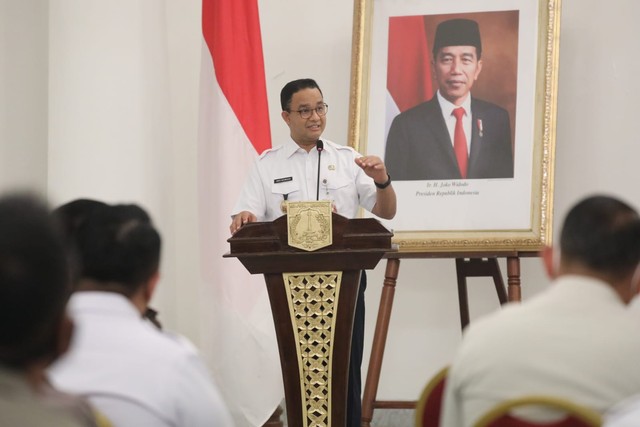 Pemprov DKI melaksanakan penandatanganan serah terima barang (aset) milik daerah kepada jajaran Forkompimda, yakni Polda Metro Jaya dan Kejaksaan Tinggi DKI Jakarta, di Balaikota DKI, Jakarta Pusat, pada Rabu (29/12). Foto: PPID DKI Jakarta