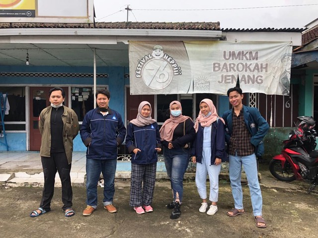 Tim KKN Undip X Exovillage, Desa Losari, Kecamatan Sumowono, Kabupaten Semarang