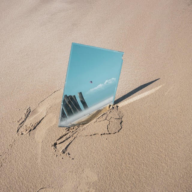 Sumber : Photo by Geoffroy Hauwen on Unsplash