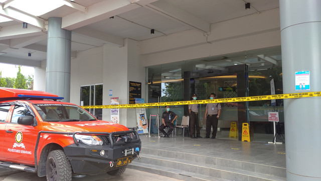 Suasana RSUP dr Kariadi Semarang pasca terjadinya kebakaran. Foto: Intan Alliva/kumparan
