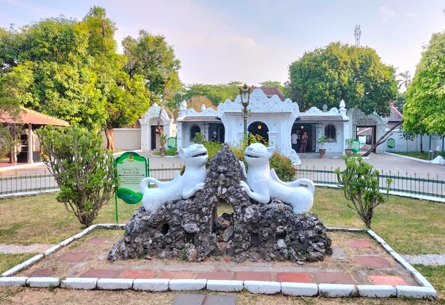 Keraon Kasepuhan Cirebon.(Juan)