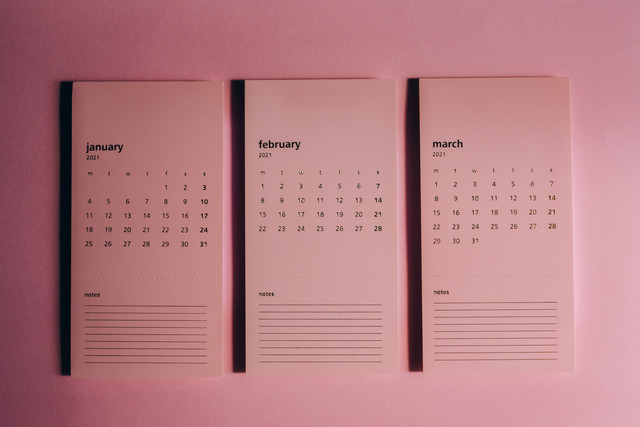 Ilustrasi kalender Jawa Maret 2022 lengkap dengan pasaran dan wuku, sumber Foto oleh Olya Kobruseva dari Pexels