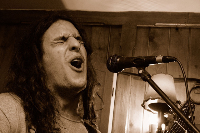 Ilustrasi menyanyi. Foto: Pixabay