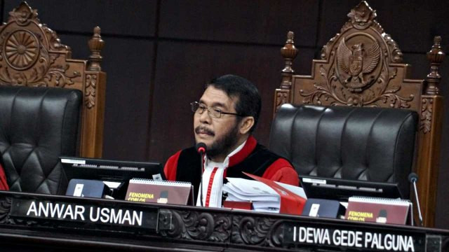 Sumber: kumparan.com https://blue.kumparan.com/image/upload/fl_progressive,fl_lossy,c_fill,q_auto:best,w_640/v1560479483/yijix7ijvuezv7olaijt.jpg