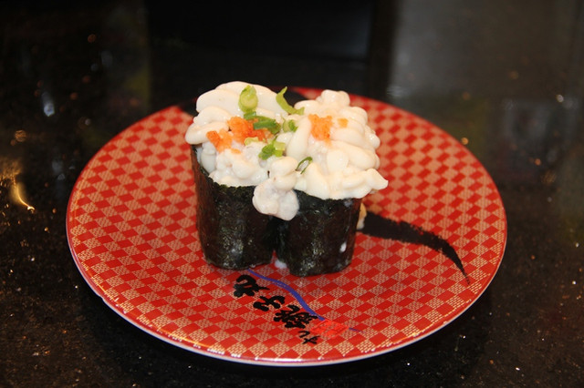 Sperma ikan atau shirako dijadikan sushi. Foto: Wikimedia Commons
