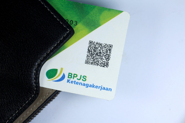 Kartu BPJS Ketenagakerjaan. Foto: Shutterstock.com