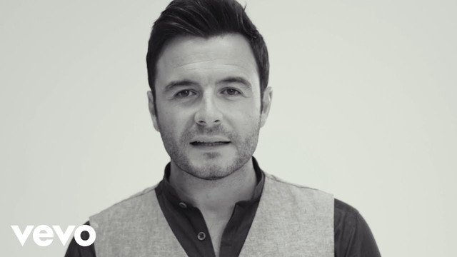Tangkapan Layar Video Musik Beautiful in White oleh Shane Filan. Foto: YouTube/ShaneFilanVEVO