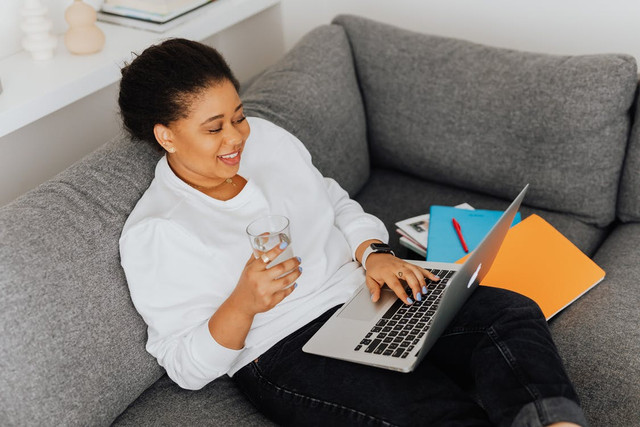 Ilustrasi pengguna internet. Foto: Karolina Grabowska via Pexels