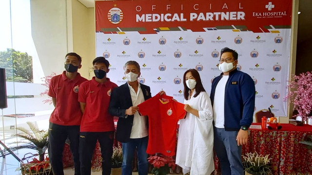 Eka Hospital dan Persija menjalin kerjasama dalam pelayanan kesehatan para atlet Persija. Foto: Eka Hospital