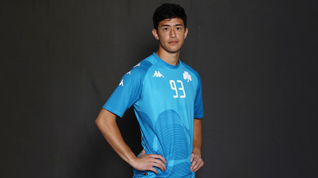 Cyrus Margono, kiper keturunan Indonesia yang merumput bersama klub raksasa Yunani, Panathinaikos. Foto: @cmargono
