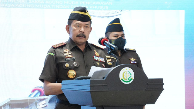 Jaksa Agung ST Burhanuddin saat melantik Wakil Jaksa Agung dan 3 Jaksa Agung Muda. Foto: Kejaksaan Agung