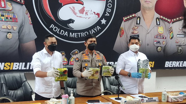 Jumpa pers pengungkapan kasus narkoba jaringan Aceh di Mapolda Metro Jaya, Senin (10/1). Foto: Jonathan Devin/kumparan