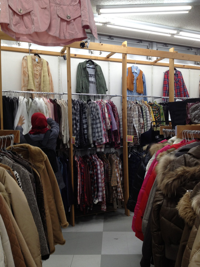 Toko second hand di Jepang (foto koleksi pribadi)