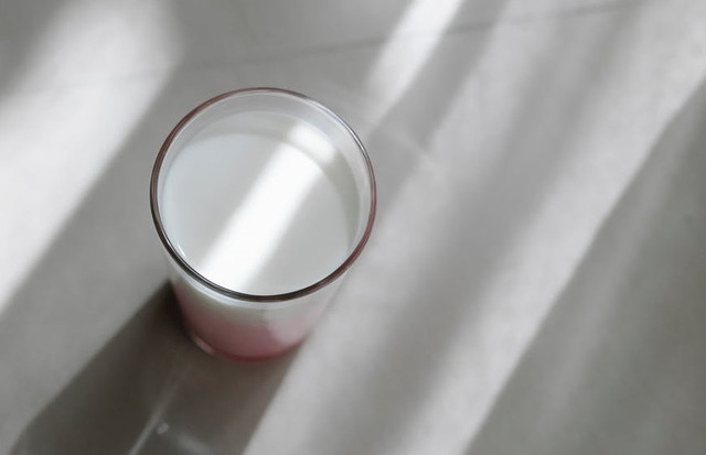 Ilustrasi susu Anlene Actifit untuk usia 19-50 tahun. Foto: Pexels.com