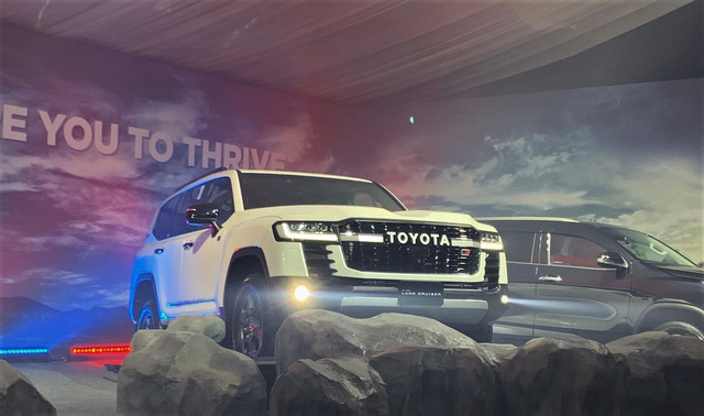 Toyota Land Cruiser 300 GR Sport. Foto: Gesit Prayogi/kumparanOTO