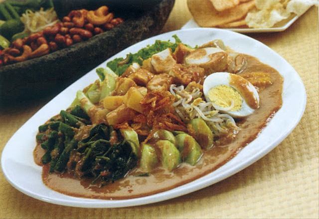 Ilutrasi lotek sebagai makanan khas Sunda. Foto: Dinas Pariwisata dan Kebudayaan DKI Jakarta