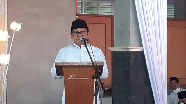 Cak Imin, Ketua Umum DPP Partai Kebangkitan Bangsa (PKB), saat memberikan sambutan usai kunjungi Pondok Pesantren Darul Qur'an Gunungkidul, Jumat (14/1/2022) sore. Foto: Erfanto/Tugu Jogja