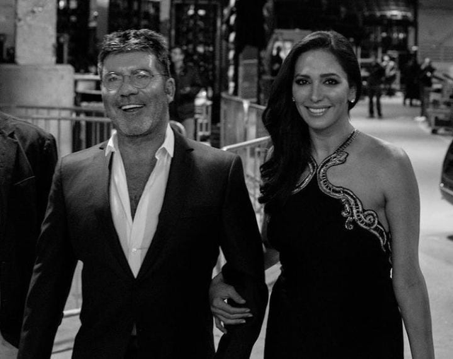 Simon Cowell bertunangan dengan Lauren (Foto: Instagram @simoncowell)