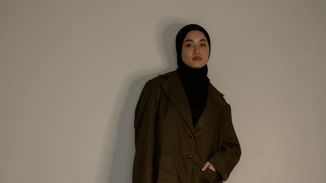 Influencer berhijab Ana Octarina. Foto: Instagram.com/anaoctarina