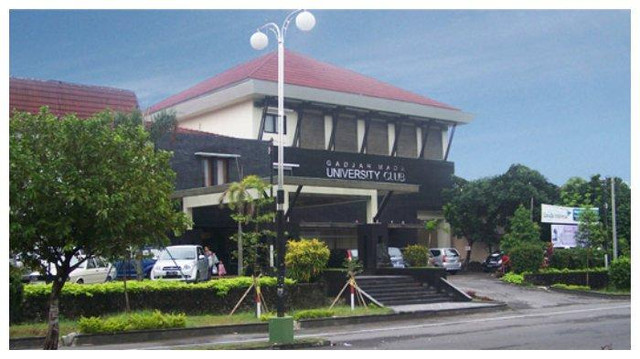 Hotel Universitas Gajah Mada Club Yogyakarta dari arah depan. photo by : @HotelUGMClub on Website