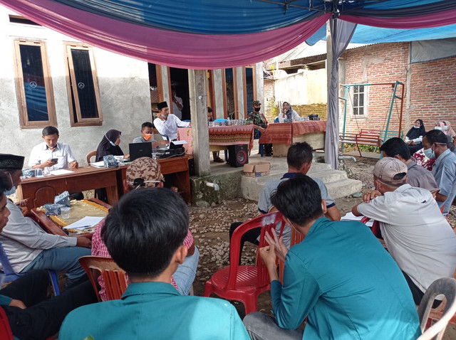 Mahasiswa KKN Unila Pekon Garut sukseskan acara Musrenbang tingkat Pekon, Kecamatan Semaka, Kabupaten Tanggamus, Lampung (Source: Dok Yoga Adi Pratama)