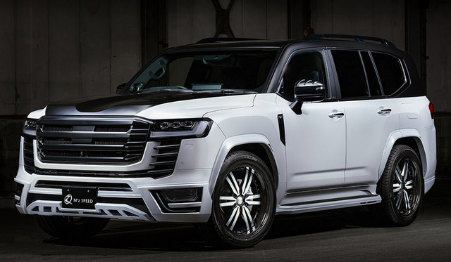 Paket modifikasi body kit Toyota Land Cruiser 300 di Tokyo Auto Salon (TAS) 2022.  Foto: dok. Carscoops