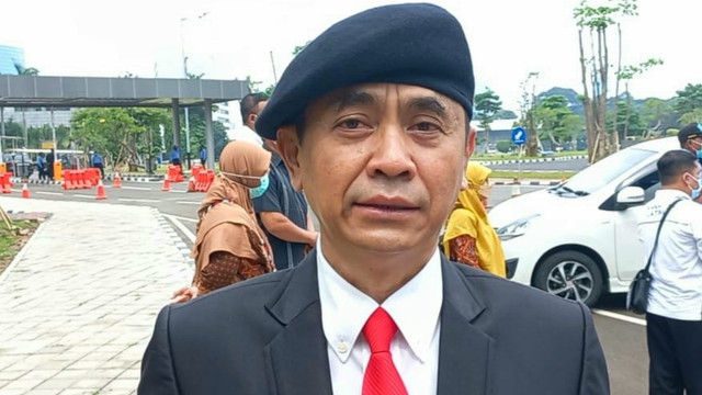 Rangga Sunda Empire sempat mendatangi gedung DPR RI, Kamis (20/1/2022). Foto: Dok. Istimewa