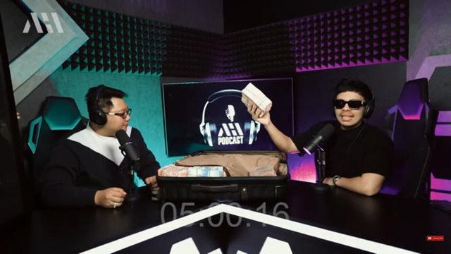 Atta Halintar dan Reza Paten.  Foto: Tangkapan layar kanal YouTube AH. 