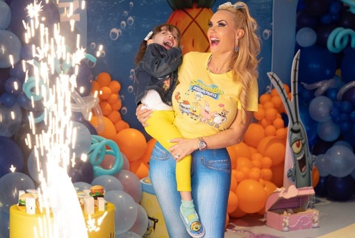 Coco Austin dan anaknya Chanel yang berusia lima tahun. Foto: Instagram/@coco