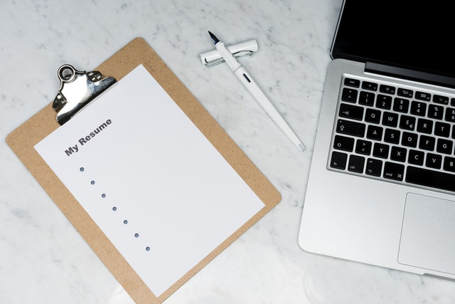 https://unsplash.com/@markuswinkler - format biodata diri