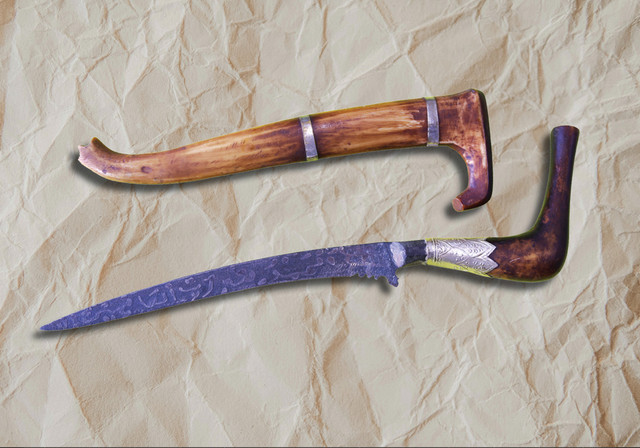 Rencong koleksi Tarmizi Abdul Hamid. Foto: Suparta/acehkini