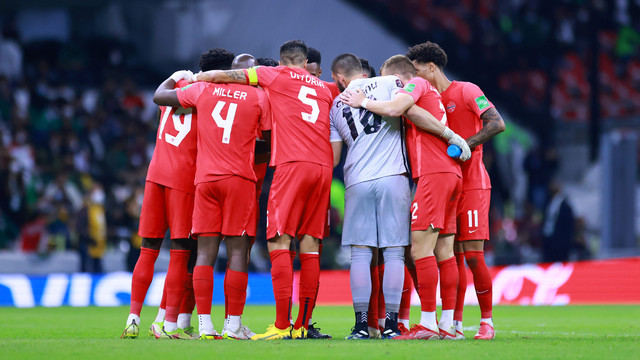 Tim Kanada saat pertandingan melawan Meksiko di Kualifikasi Piala Dunia FIFA 2022 Concacaf di Stadion Azteca, Mexico City, Meksiko pada 07 Oktober 2021. Foto: Hector Vivas/Getty Images