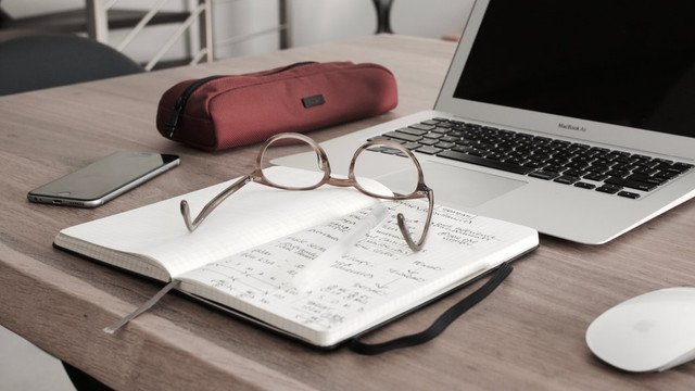 Mengenal interpretasi grafik dalam penyajian data. Foto: Unsplash